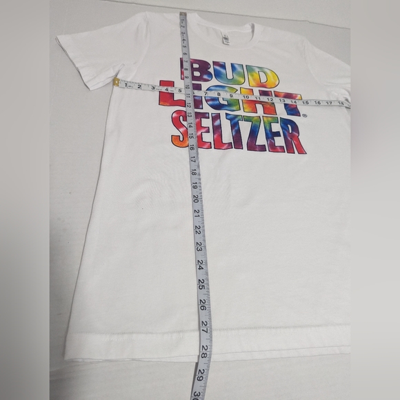 Bud Light Seltzer White with Colorful Graphics T Shirt Men's Size Medium - Picture 4 of 8